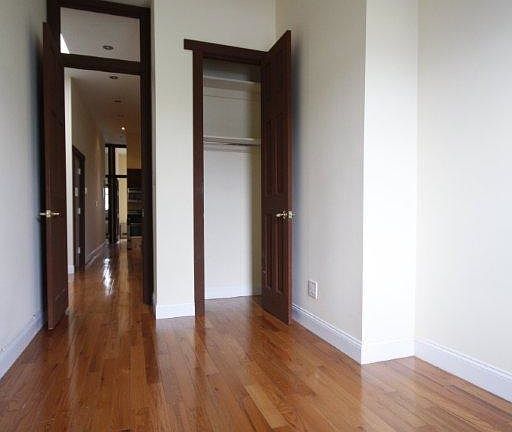 5th image of 73 Engert Ave #3REAVE