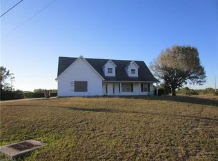 915 SW 4th Ter, Cape Coral, FL 33991