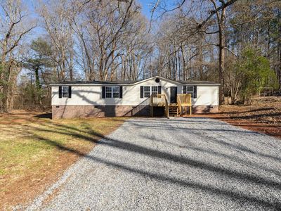 135 Cox Rd, Wellford, SC, 29385