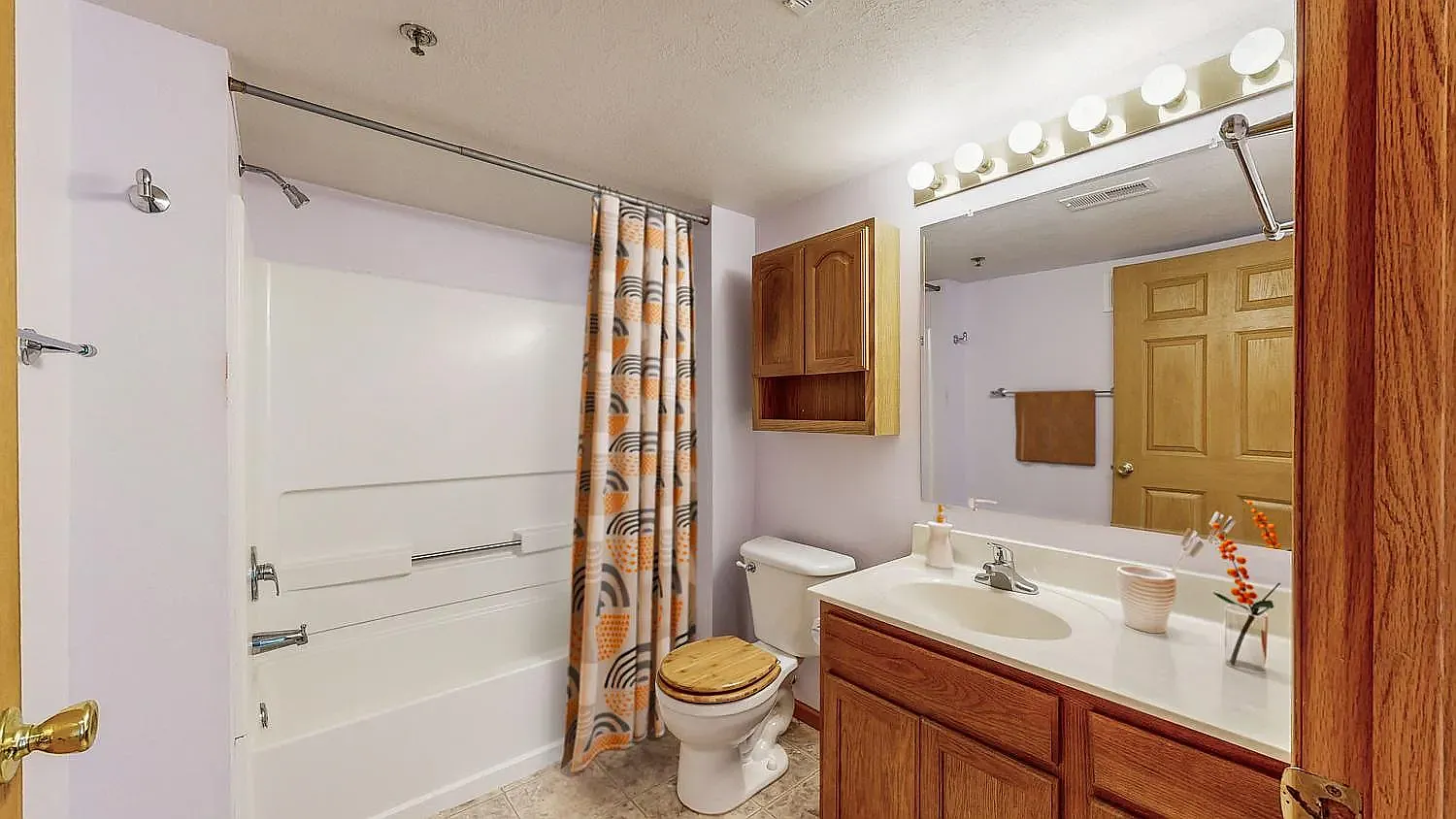 2 bed, 995 sqft, $1,650 — Photo 4
