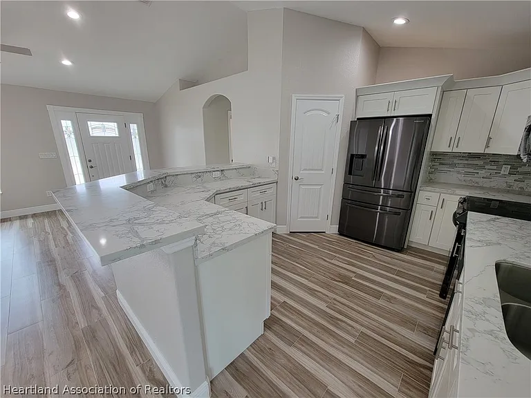 4410 Lake Haven Blvd — Photo 9