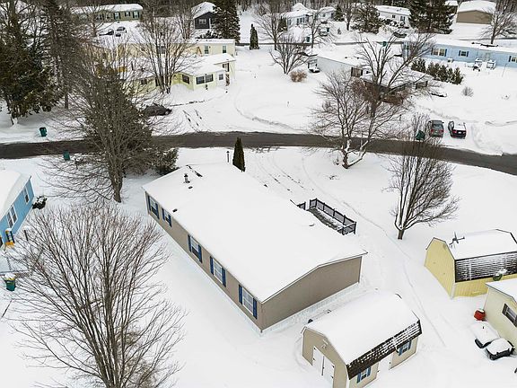 2nd image of 4 Limestone Way