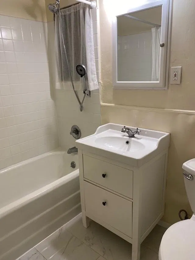 1 bed, 750 sqft, $2,250 — Photo 4