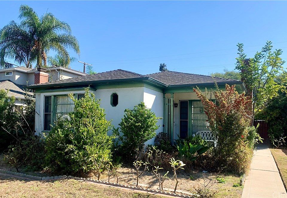 1st image of 10936 Pickford Way