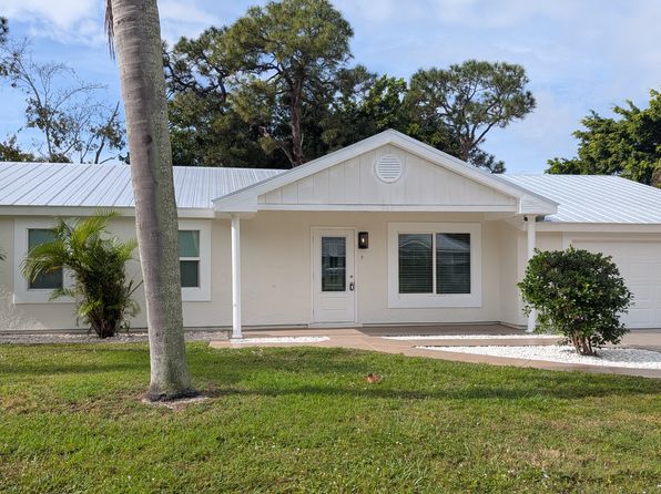 222 SW Bridgeport Dr