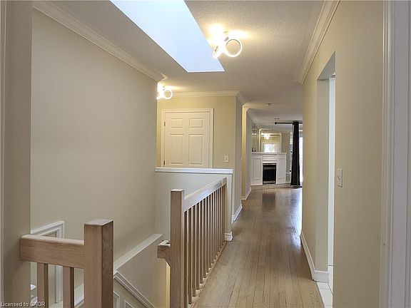 2nd image of 810 Golf Links Rd #2