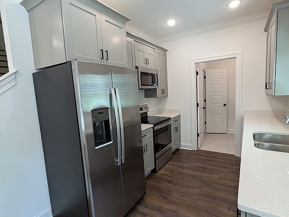5th image of Meadow Crest Cir Unit 514