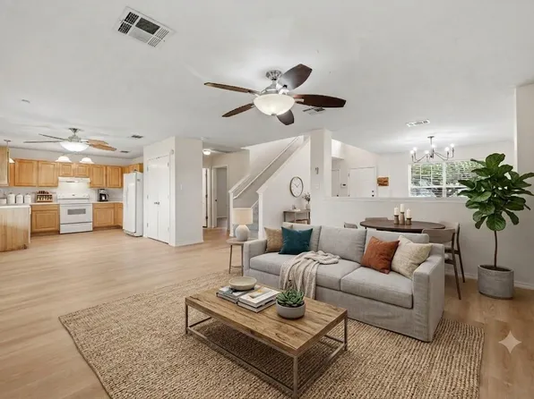 141 Meadow Park Dr, Georgetown, TX 78626