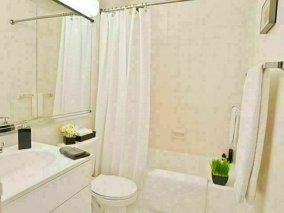 5th image of 135 E 56th St #3B
