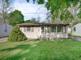 245 25th St N, Springfield, MI 49037