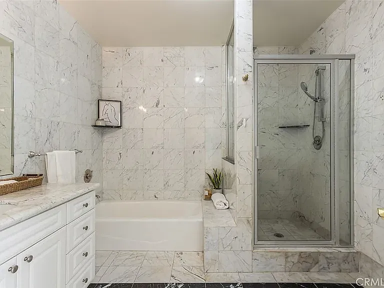 4926 Crown Ave — Photo 18