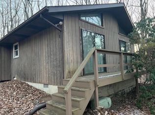 181 McMichaels Ct, Stroudsburg, PA 18360