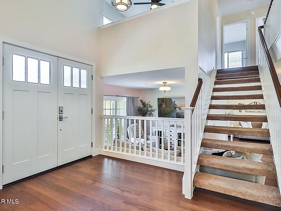 5th image of 2099 N Glenbrook Ave