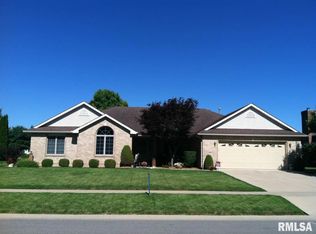 6405 Stonehaven Rdg, Springfield, IL 62711