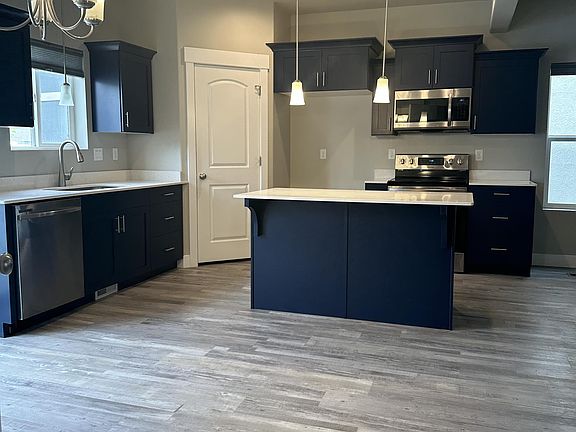5th image of 8703 N Riviera Aly