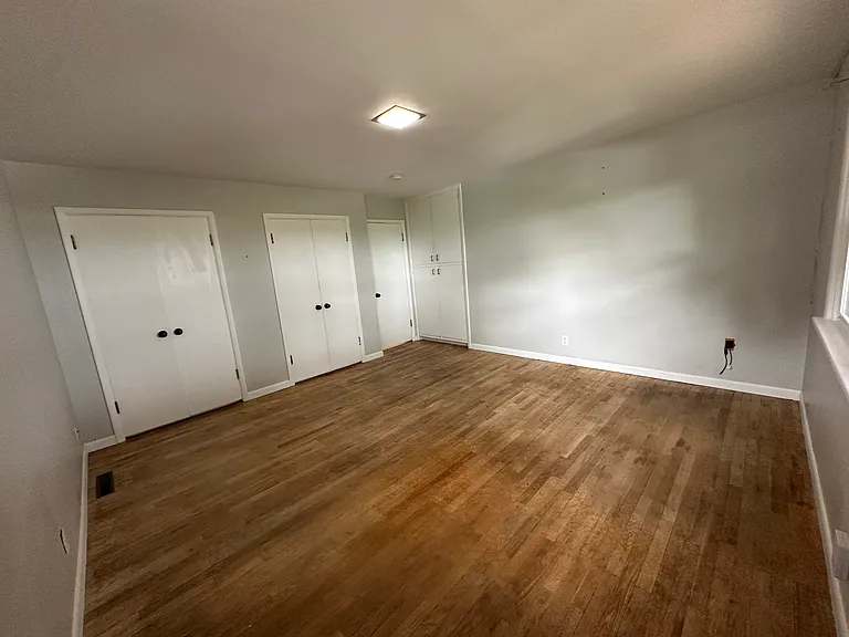 1725 NE Upper Dr — Photo 19