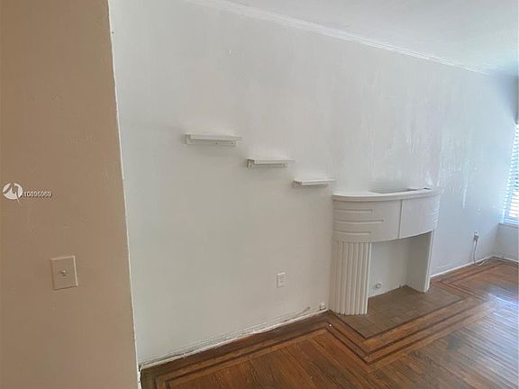 4th image of 1612 Drexel Ave APT 5