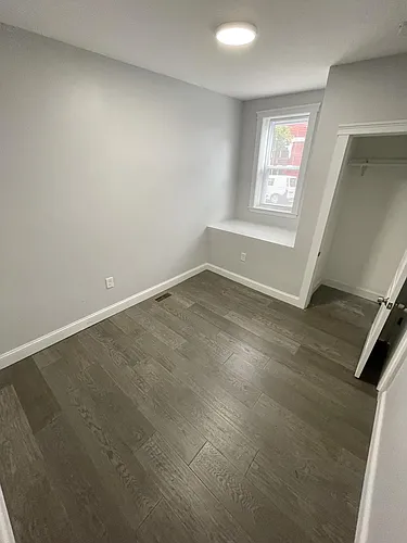 54 Brooks St #1 Photo 1