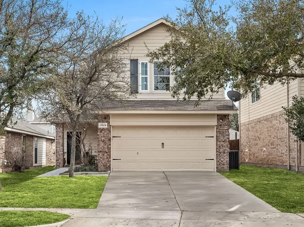 11924 Grizzly Bear Dr, Fort Worth, TX 76244