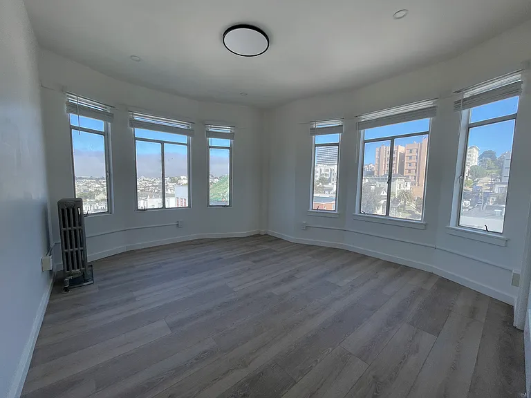 1700 Octavia St #606 — Photo 37