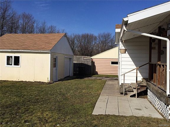 5th image of 1548 Master St