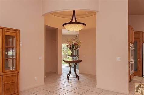 5th image of 45264 Shaugnessy Dr