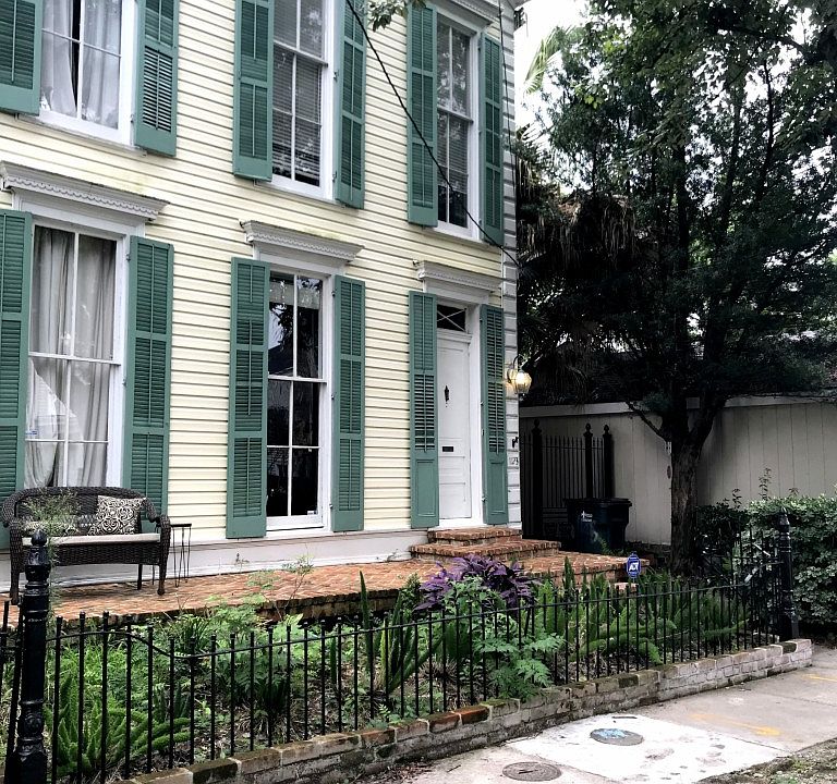 1st image of 1123 Amelia St