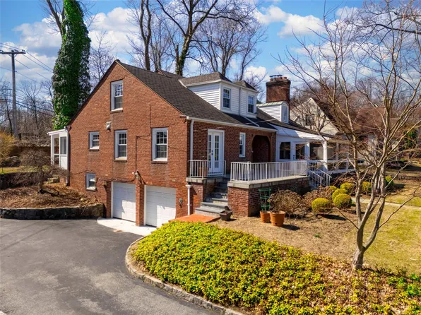 5 Locust Street, Elmsford, NY 10523