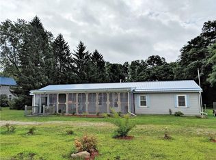 635 Industry Rd, Conneaut, OH 44030