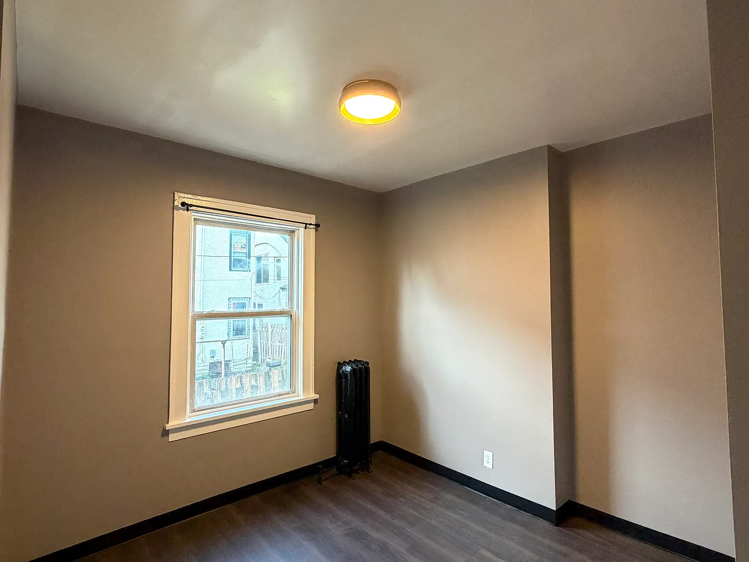 1 bed, 500 sqft, $1,160 — Photo 3