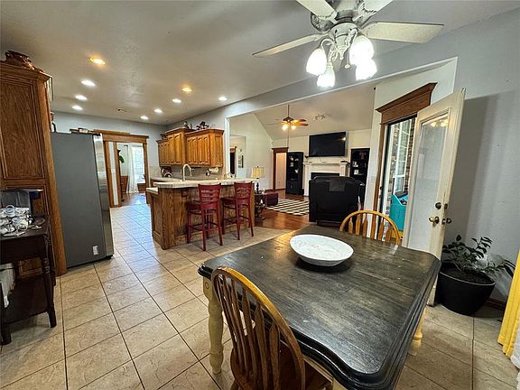 3rd image of 24505 234th St