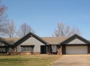 110 Cardin Rd, Pea Ridge, AR 72751