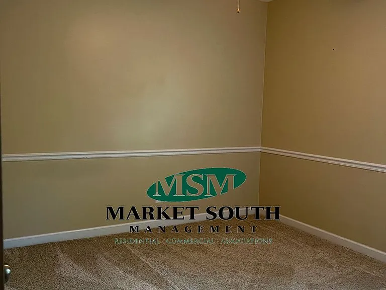 216 Claremont Way — Photo 18