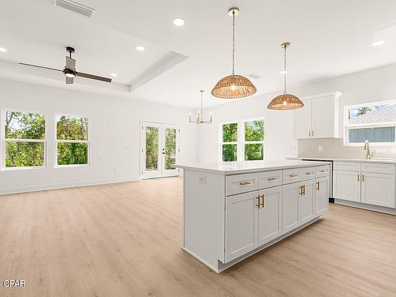 3rd image of 6226 Imperial Dr