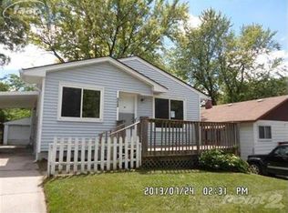 113 W Rutgers Ave, Pontiac, MI 48340
