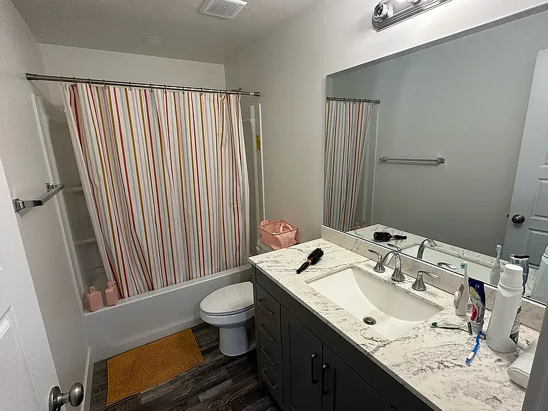 2641 S Shorewood Dr #BASEMENT — Photo 3