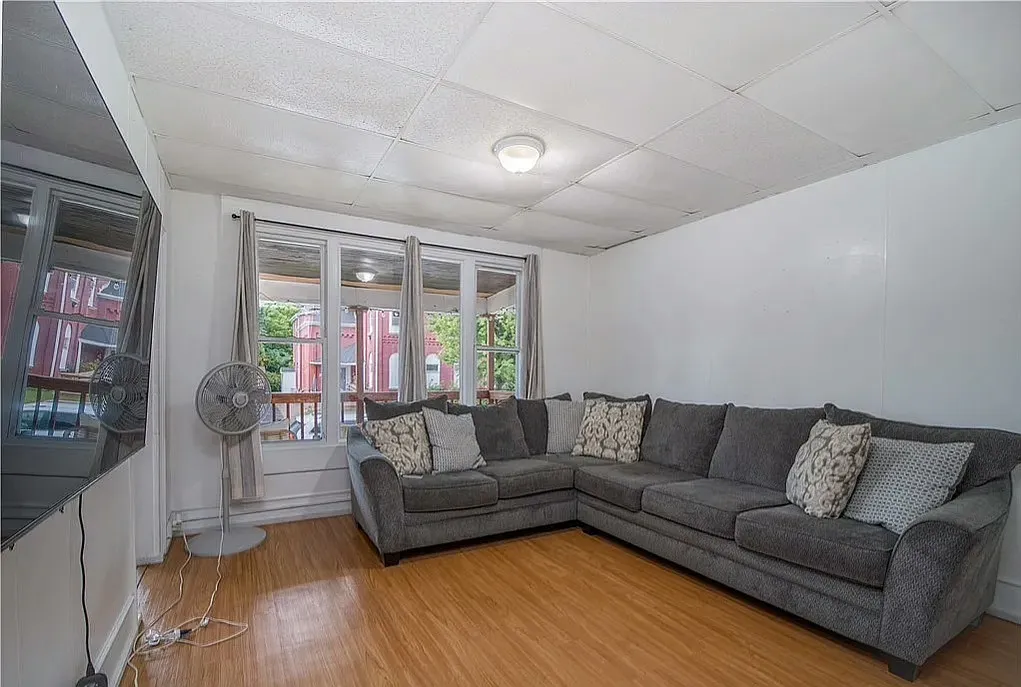 114 Deer Street - 1 — Photo 4