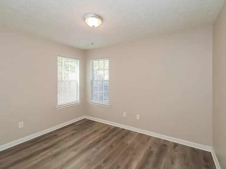 11 Grier Ln — Photo 13