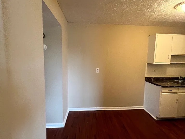 1804 Dalton Ct #1 — Photo 4
