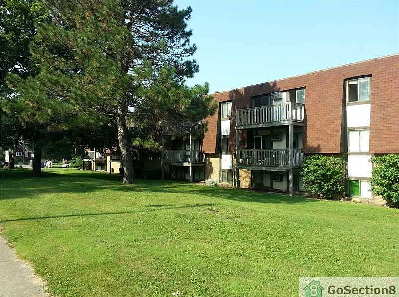 2nd image of 1308 East Ave #1
