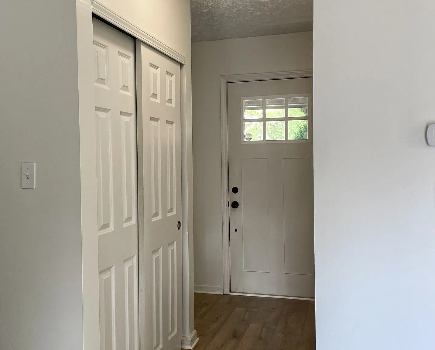 4 bed, 1.5 bath, 1424 sqft, $2,800 — Photo 1