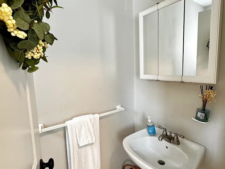 10 Shanley St #10 — Photo 22