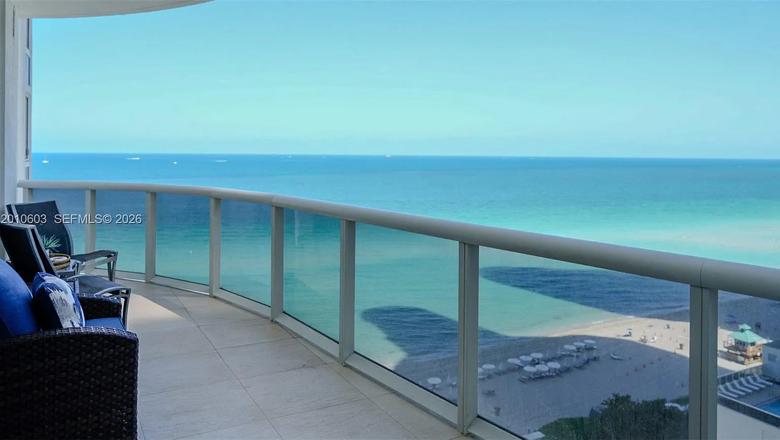 Tdr Tower Ii Condo — Photo 1