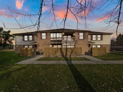 19313 Surrey Ln, Northville, MI, 48167