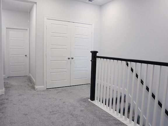 5th image of 4709 Corriente Vista Ln