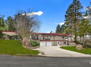 313 Sunrise Dr, Payette, ID 83661