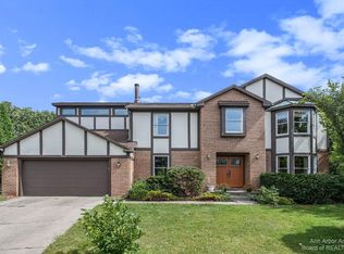 2850 Atterberry Dr, Ann Arbor, MI 48103