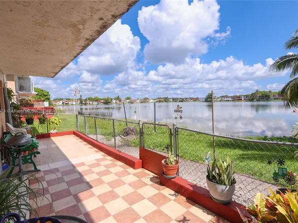 300 NW 107th Ave APT 101, Miami, FL 33172