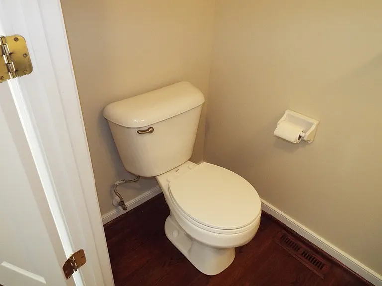 11485 Abbots Cross Ln — Photo 5
