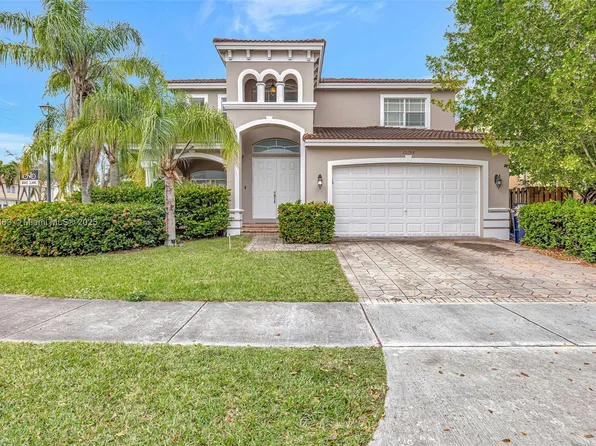 20788 SW 89th Path, Cutler Bay, FL 33189